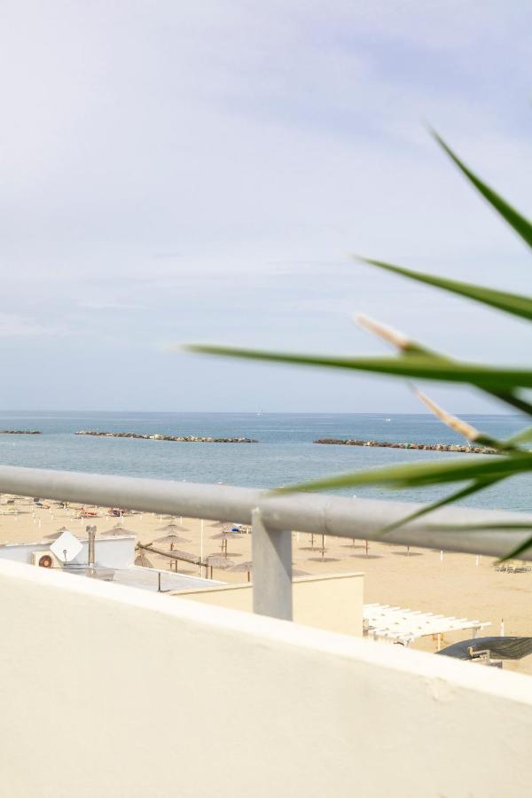 Hotel Igea Spiaggia 贝拉里亚-伊贾马里纳 外观 照片